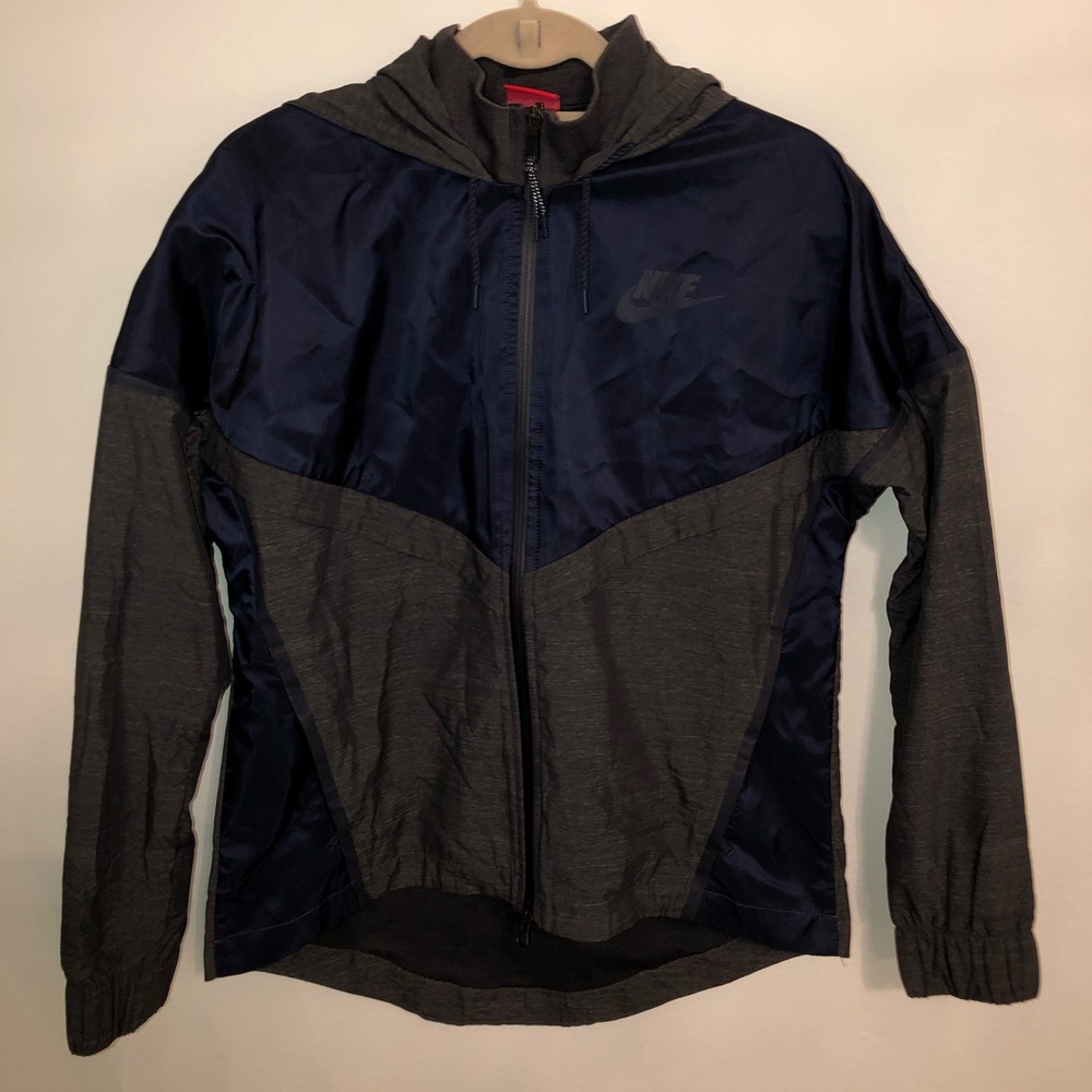 Nike windbreaker